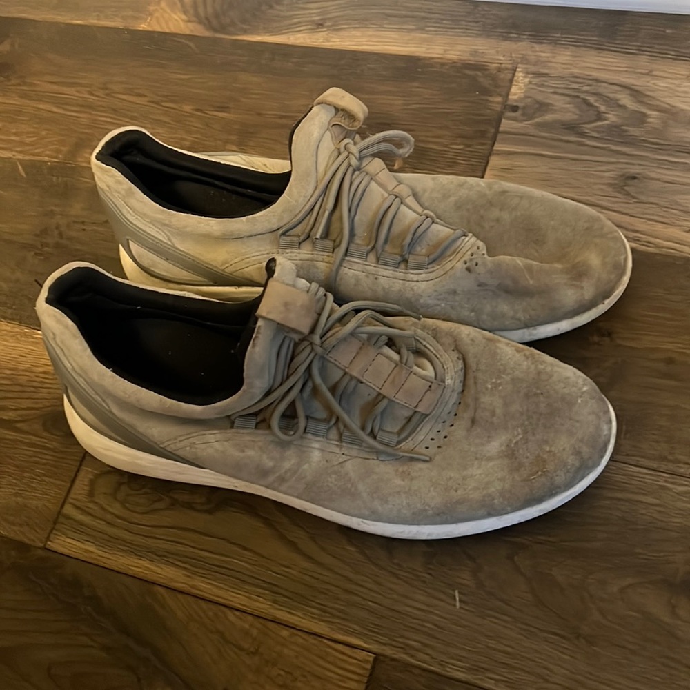 Aldo Men’s gray fashion sneakers